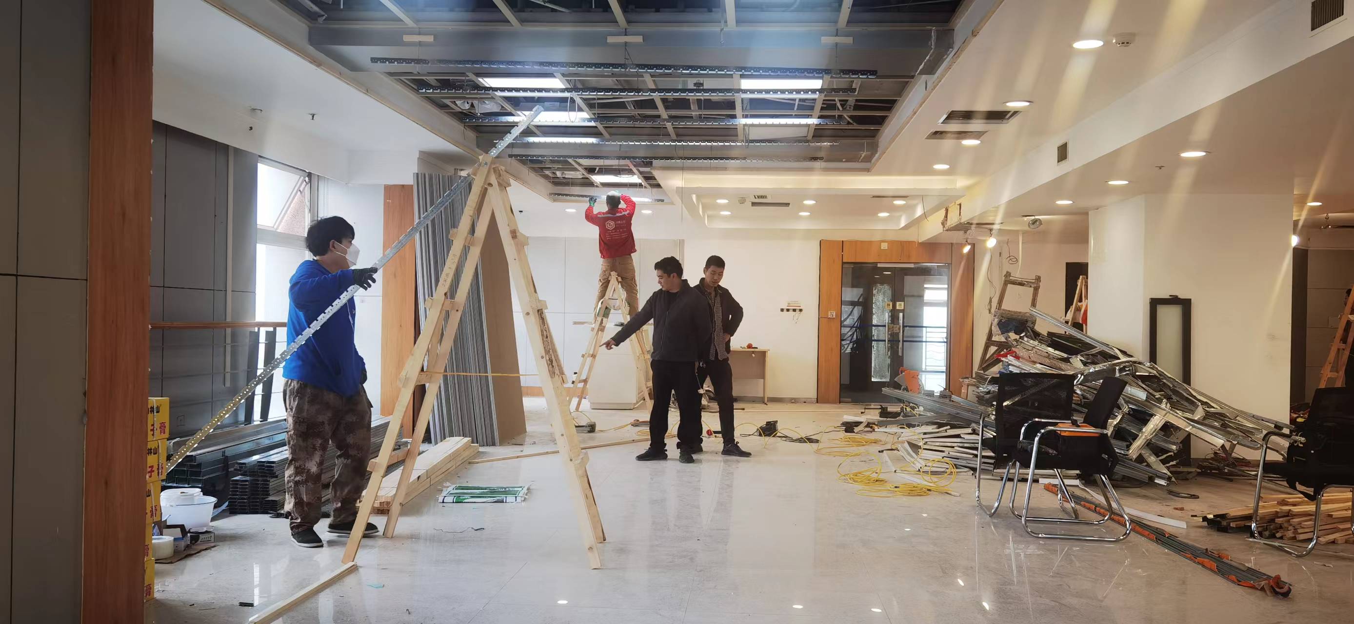 新起点,新续航,易信电子新办公室装修进行时